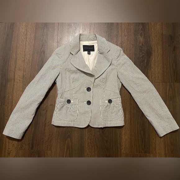 Banana Republic Jackets & Blazers - Women’s Banana Republic Blue Pin Stripe White Blazer Jacket 2P